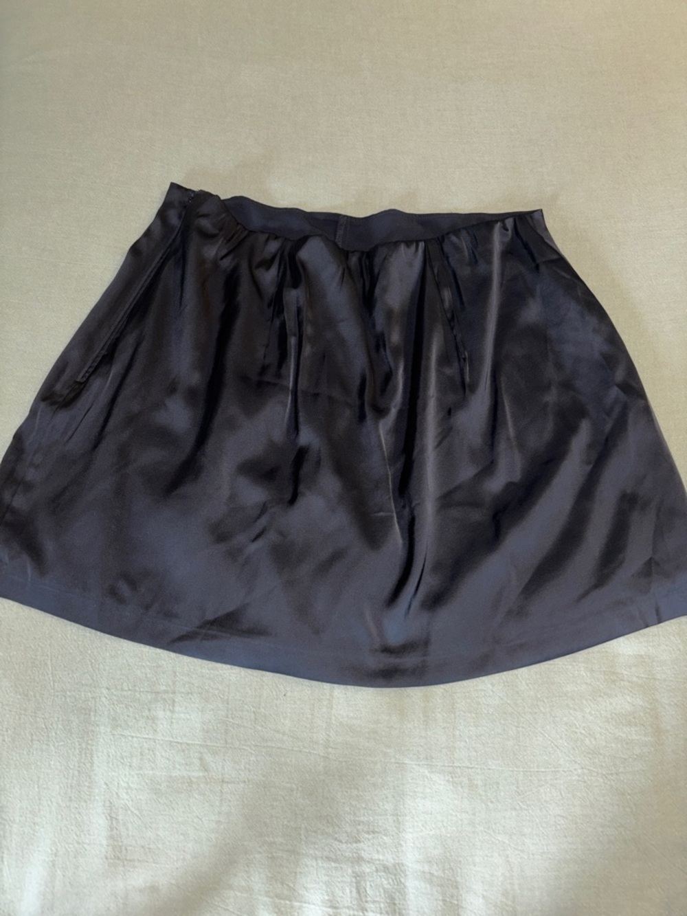 Abercrombie Satin Mini Skort with Side Slit - Picture 3 of 4
